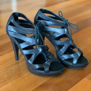 Like New Chinese Laundry Tie Up Heels